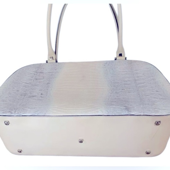 SALVATORE FERRAGAMO Lizard Skin Embossed Shoulder Bag, EUC - Picture 2 of 6